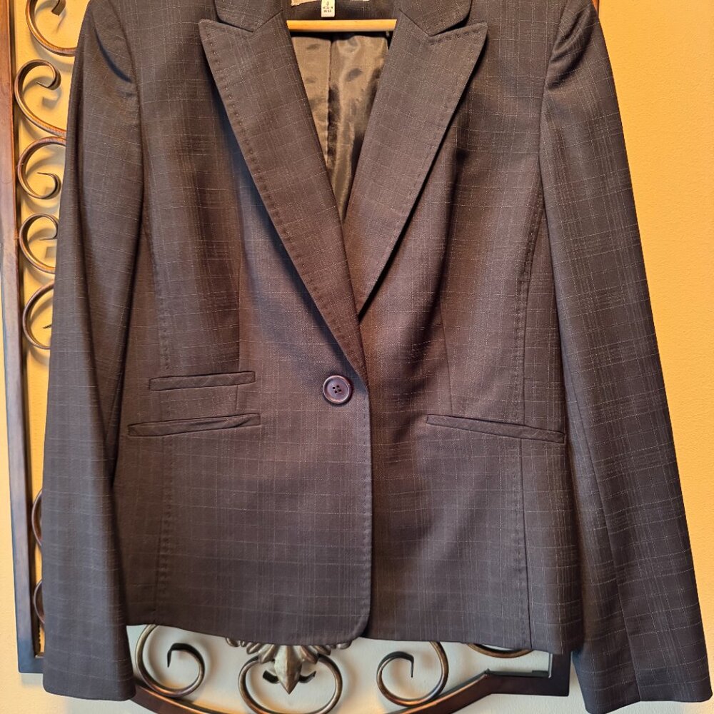 Jones New York 2 Piece Black Pant Suit with Light Cream Colored Strips